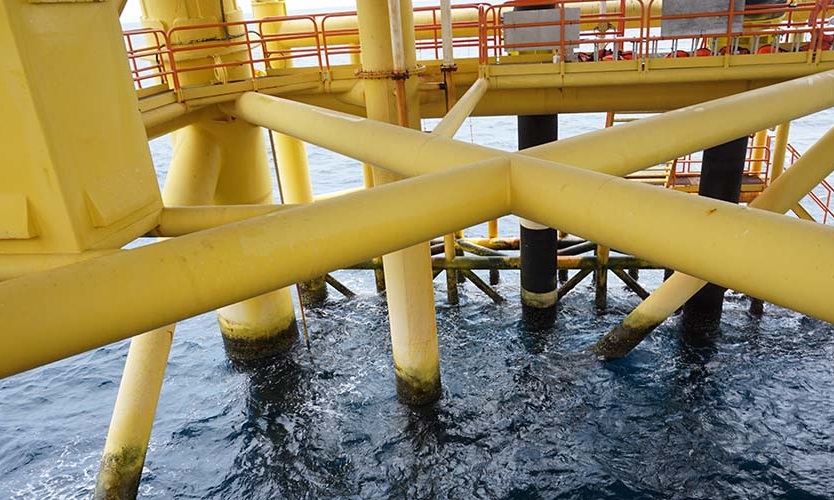 Offshore structure protected by cathodic protection systems